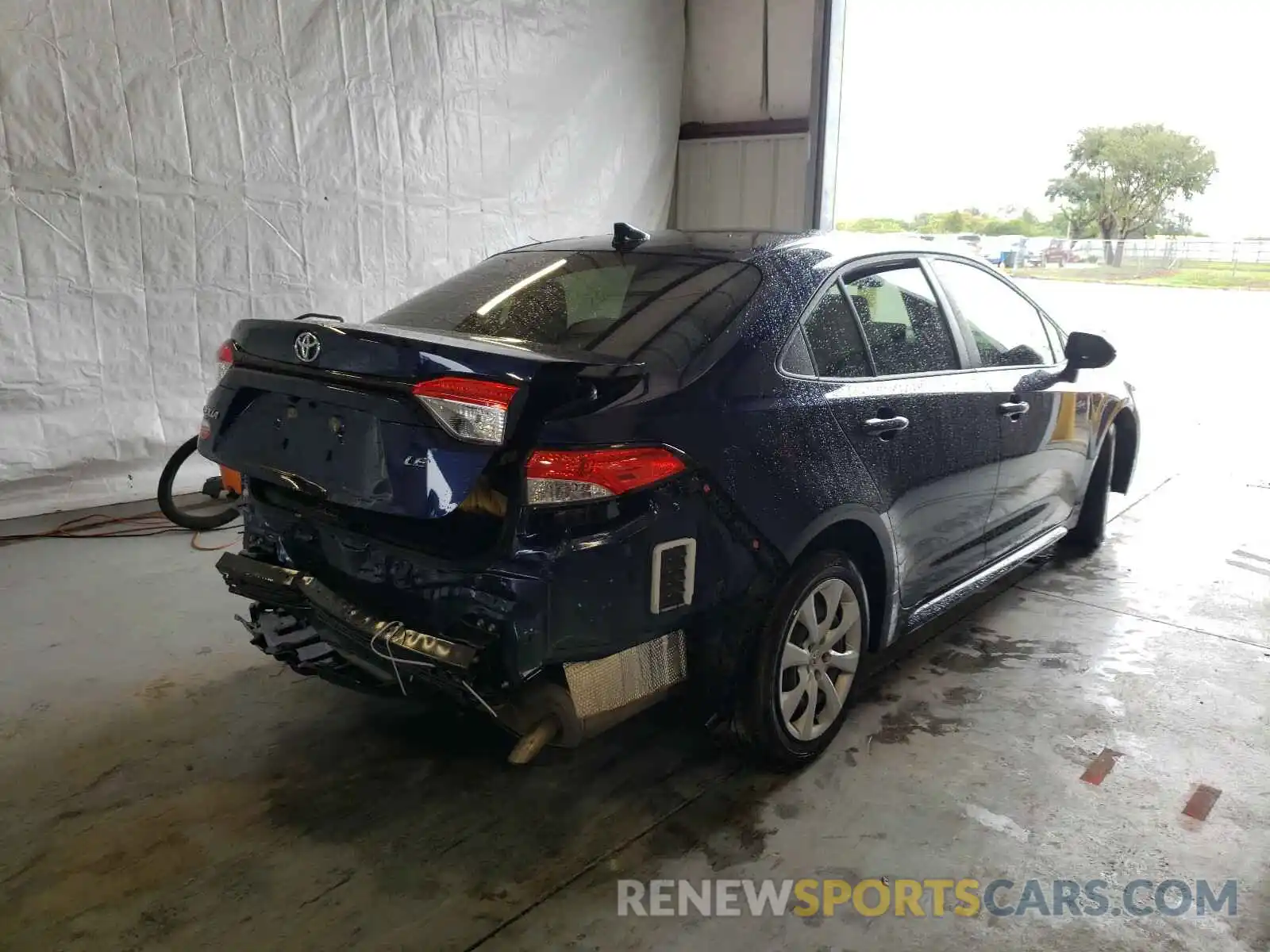 4 Photograph of a damaged car JTDEPRAE6LJ056622 TOYOTA COROLLA 2020