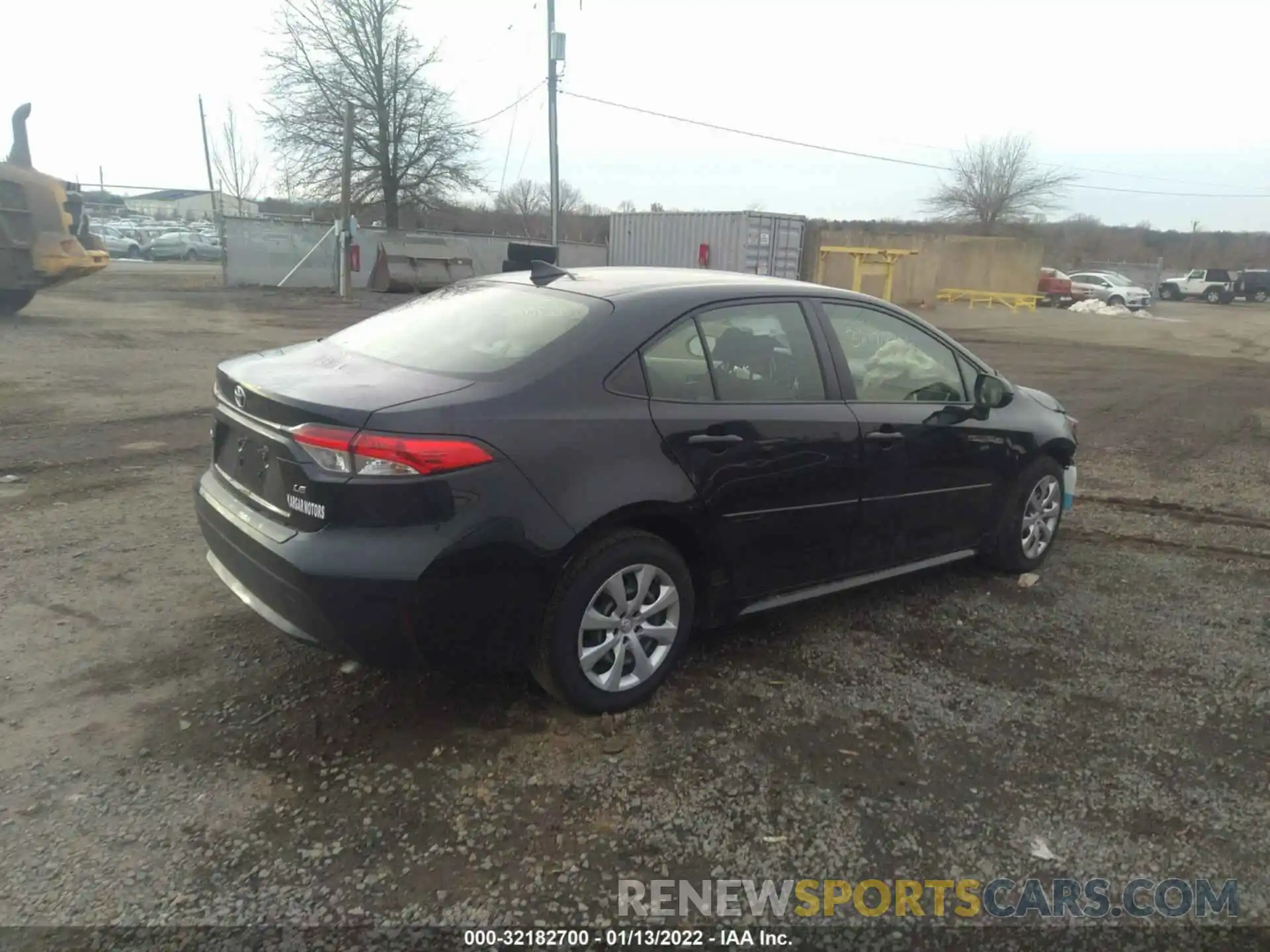 4 Photograph of a damaged car JTDEPRAE6LJ057267 TOYOTA COROLLA 2020