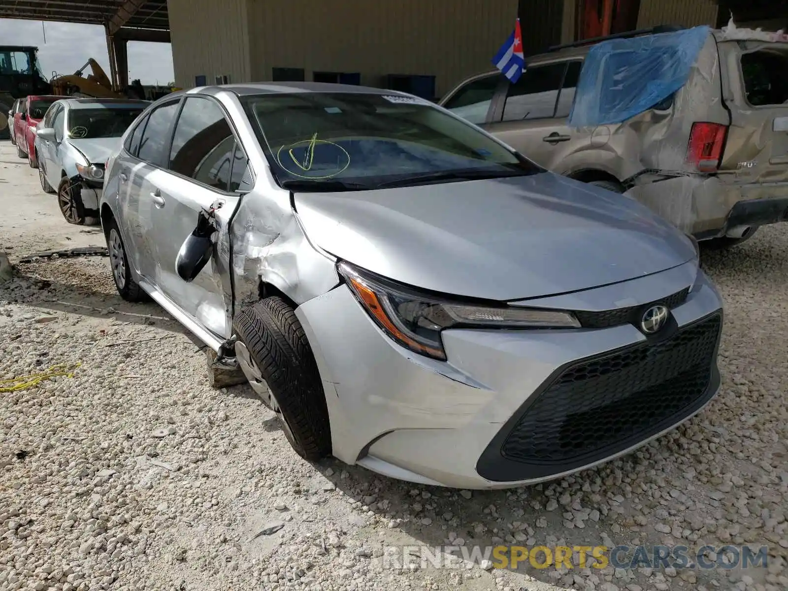 1 Photograph of a damaged car JTDEPRAE6LJ057351 TOYOTA COROLLA 2020