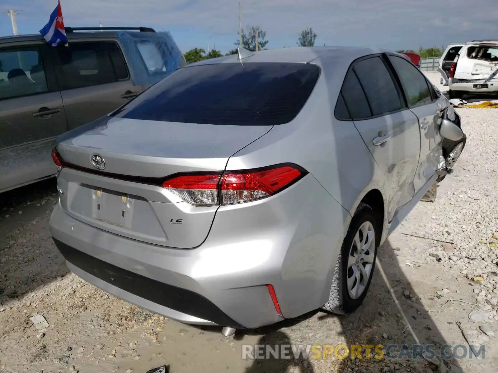 4 Photograph of a damaged car JTDEPRAE6LJ057351 TOYOTA COROLLA 2020