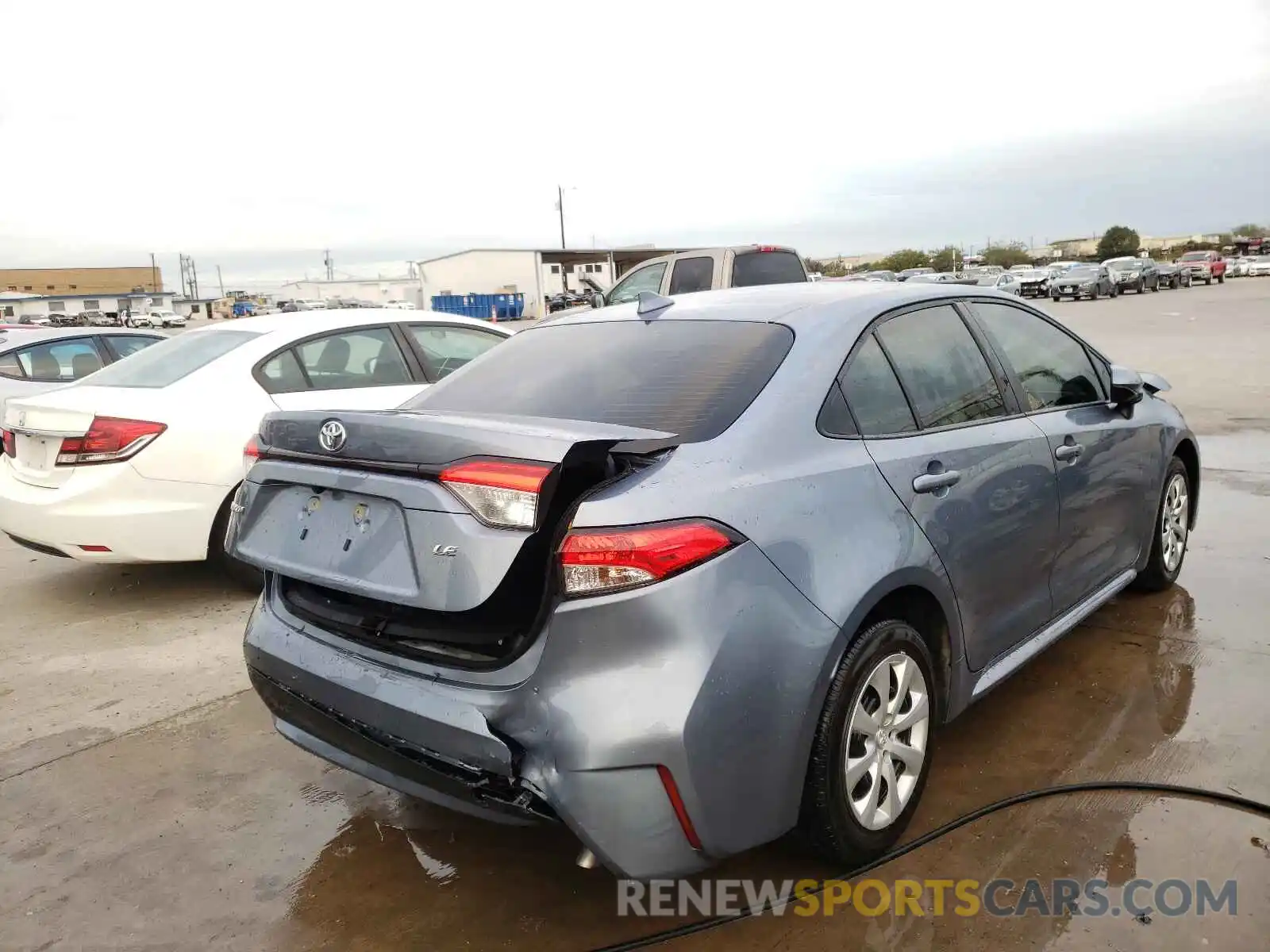 4 Photograph of a damaged car JTDEPRAE6LJ057852 TOYOTA COROLLA 2020