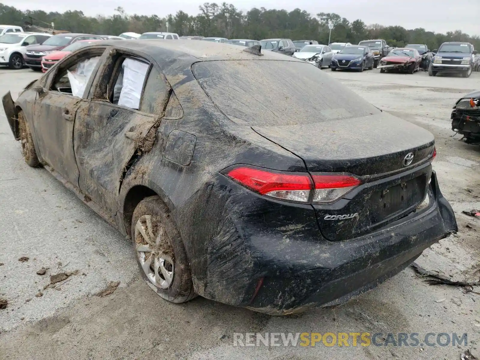 3 Photograph of a damaged car JTDEPRAE6LJ057978 TOYOTA COROLLA 2020