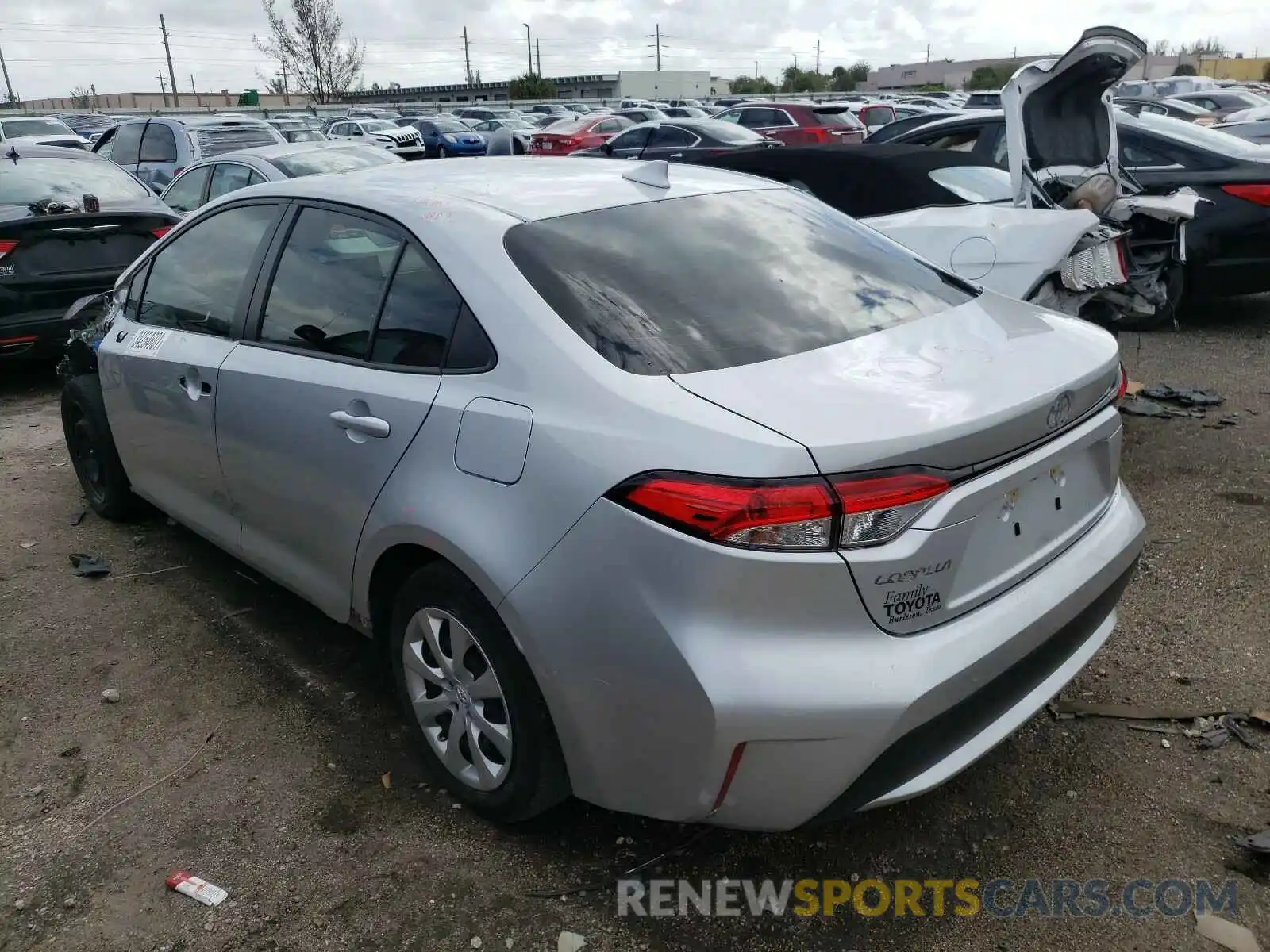 3 Photograph of a damaged car JTDEPRAE6LJ058144 TOYOTA COROLLA 2020