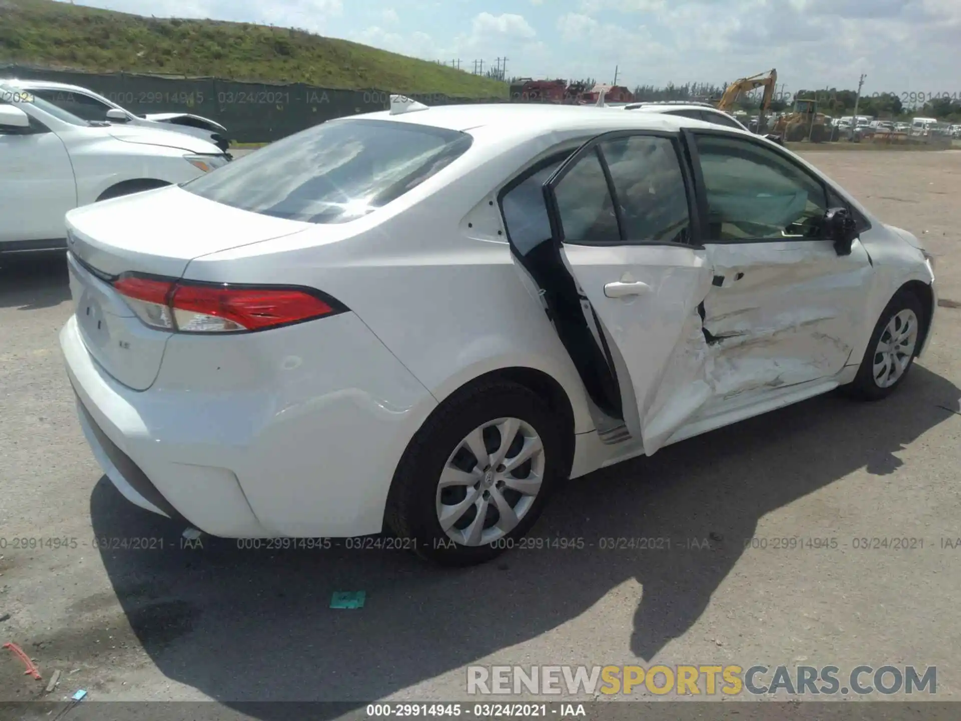 4 Photograph of a damaged car JTDEPRAE6LJ058516 TOYOTA COROLLA 2020