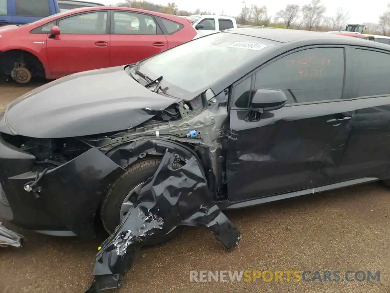 9 Photograph of a damaged car JTDEPRAE6LJ058564 TOYOTA COROLLA 2020