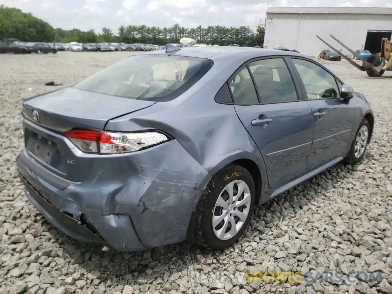 4 Photograph of a damaged car JTDEPRAE6LJ058905 TOYOTA COROLLA 2020