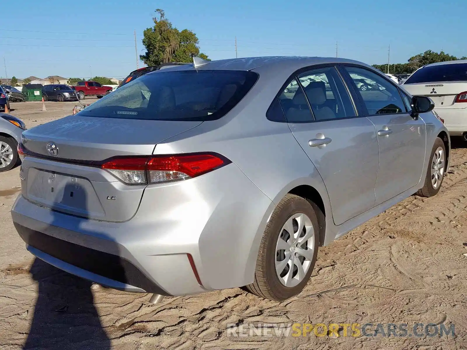 4 Photograph of a damaged car JTDEPRAE6LJ059097 TOYOTA COROLLA 2020