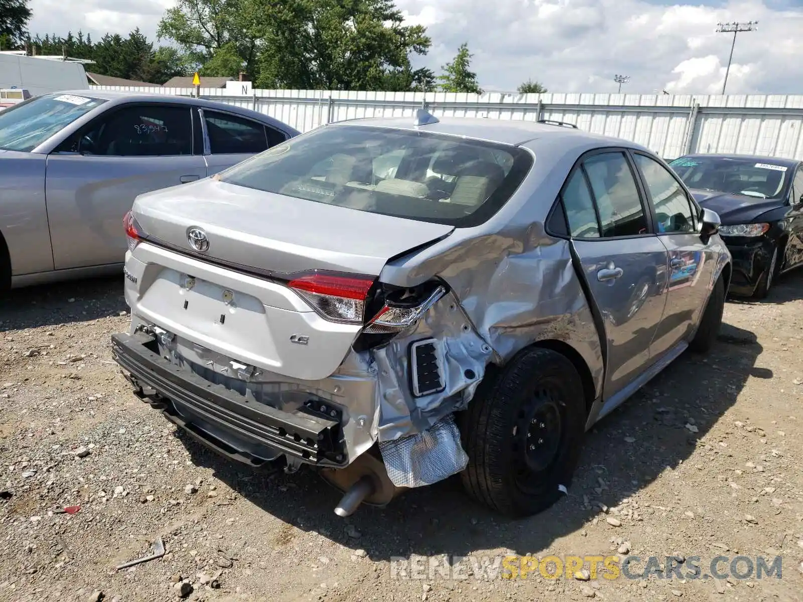 4 Photograph of a damaged car JTDEPRAE6LJ062369 TOYOTA COROLLA 2020