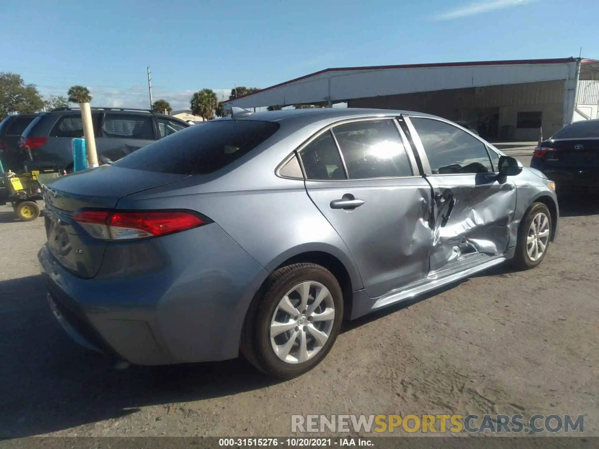 4 Photograph of a damaged car JTDEPRAE6LJ062677 TOYOTA COROLLA 2020