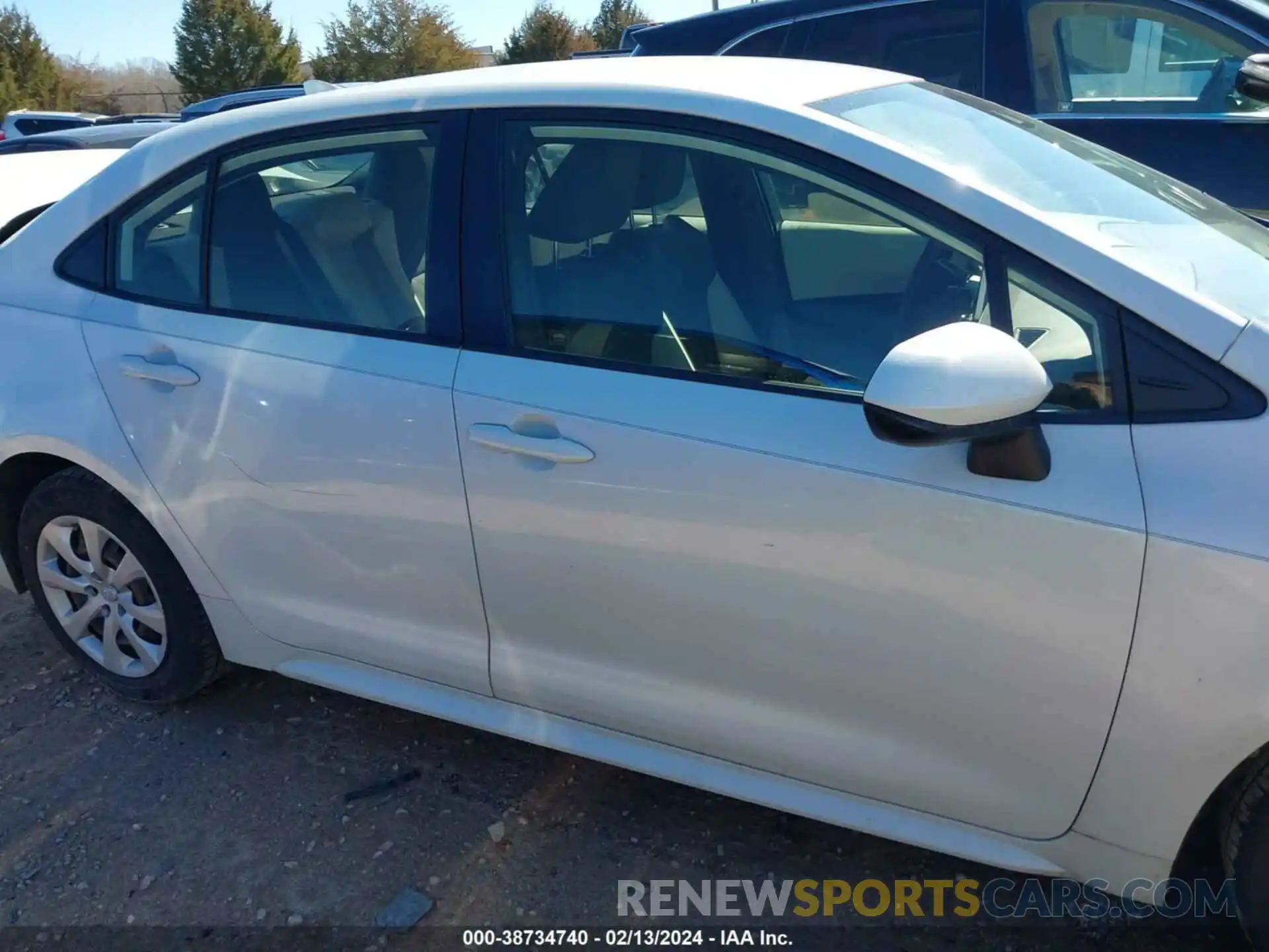 13 Photograph of a damaged car JTDEPRAE6LJ062761 TOYOTA COROLLA 2020