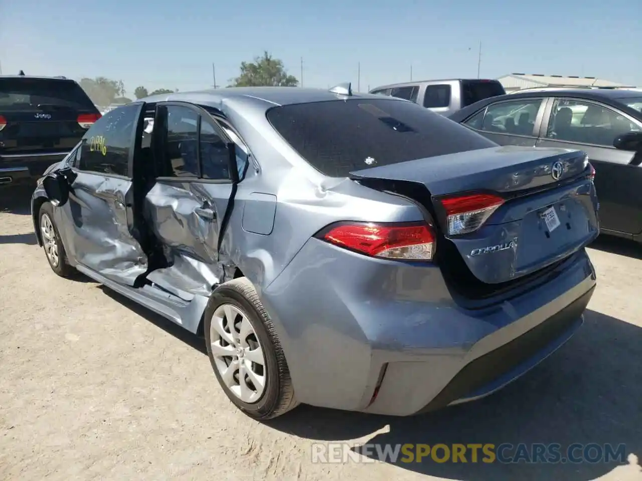 3 Photograph of a damaged car JTDEPRAE6LJ063389 TOYOTA COROLLA 2020