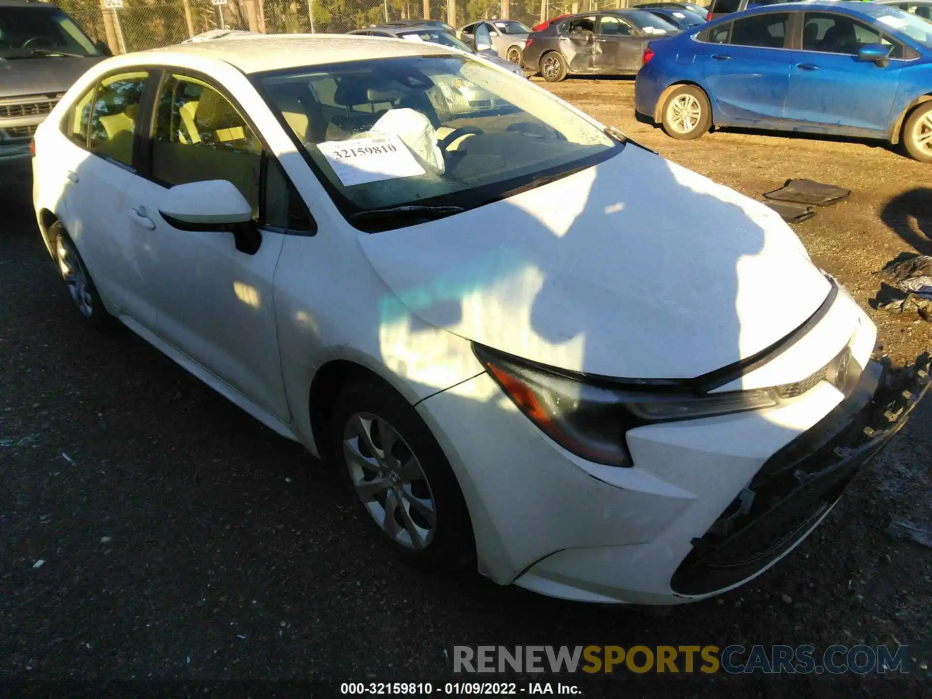 1 Photograph of a damaged car JTDEPRAE6LJ064011 TOYOTA COROLLA 2020