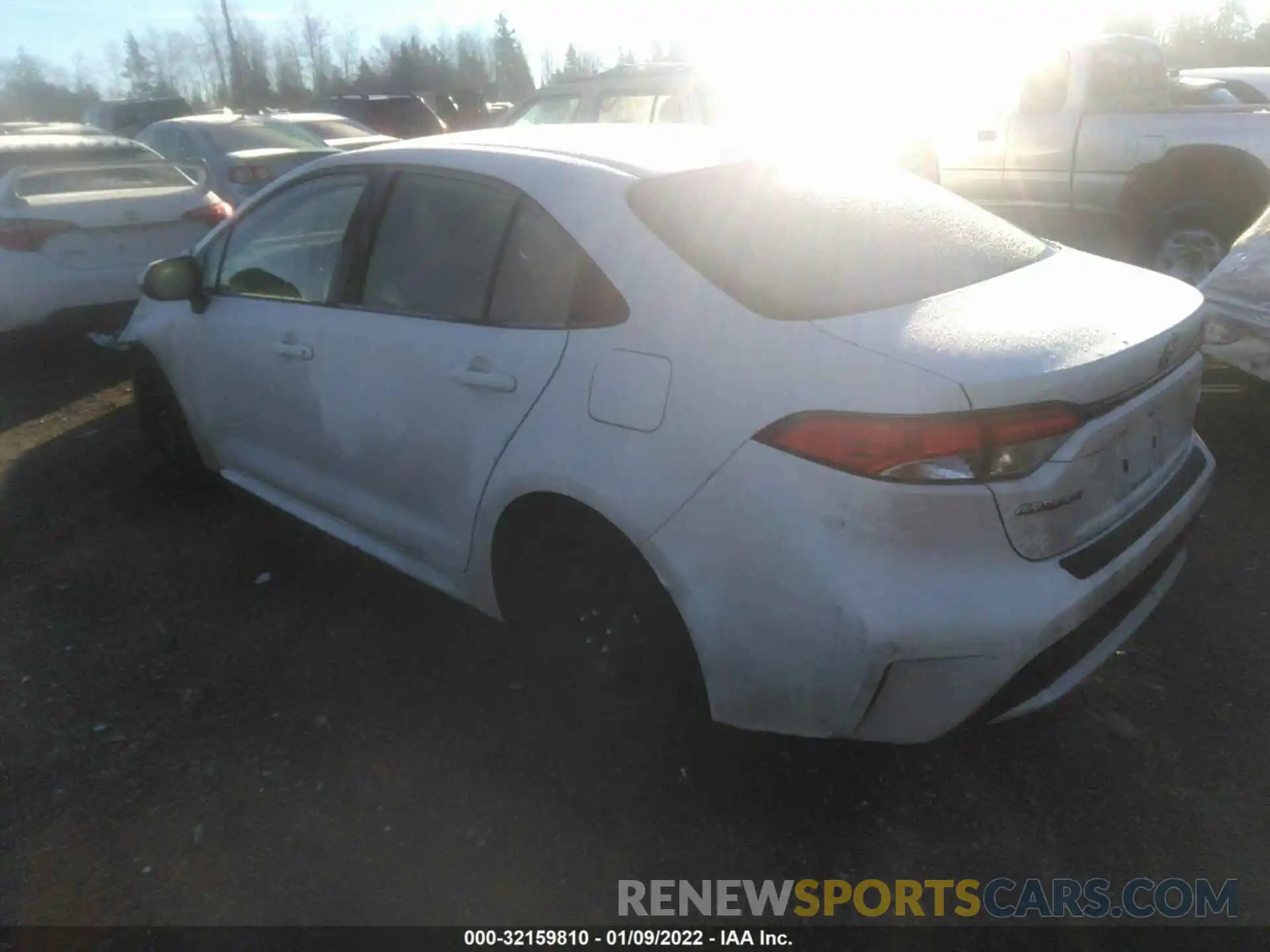 3 Photograph of a damaged car JTDEPRAE6LJ064011 TOYOTA COROLLA 2020