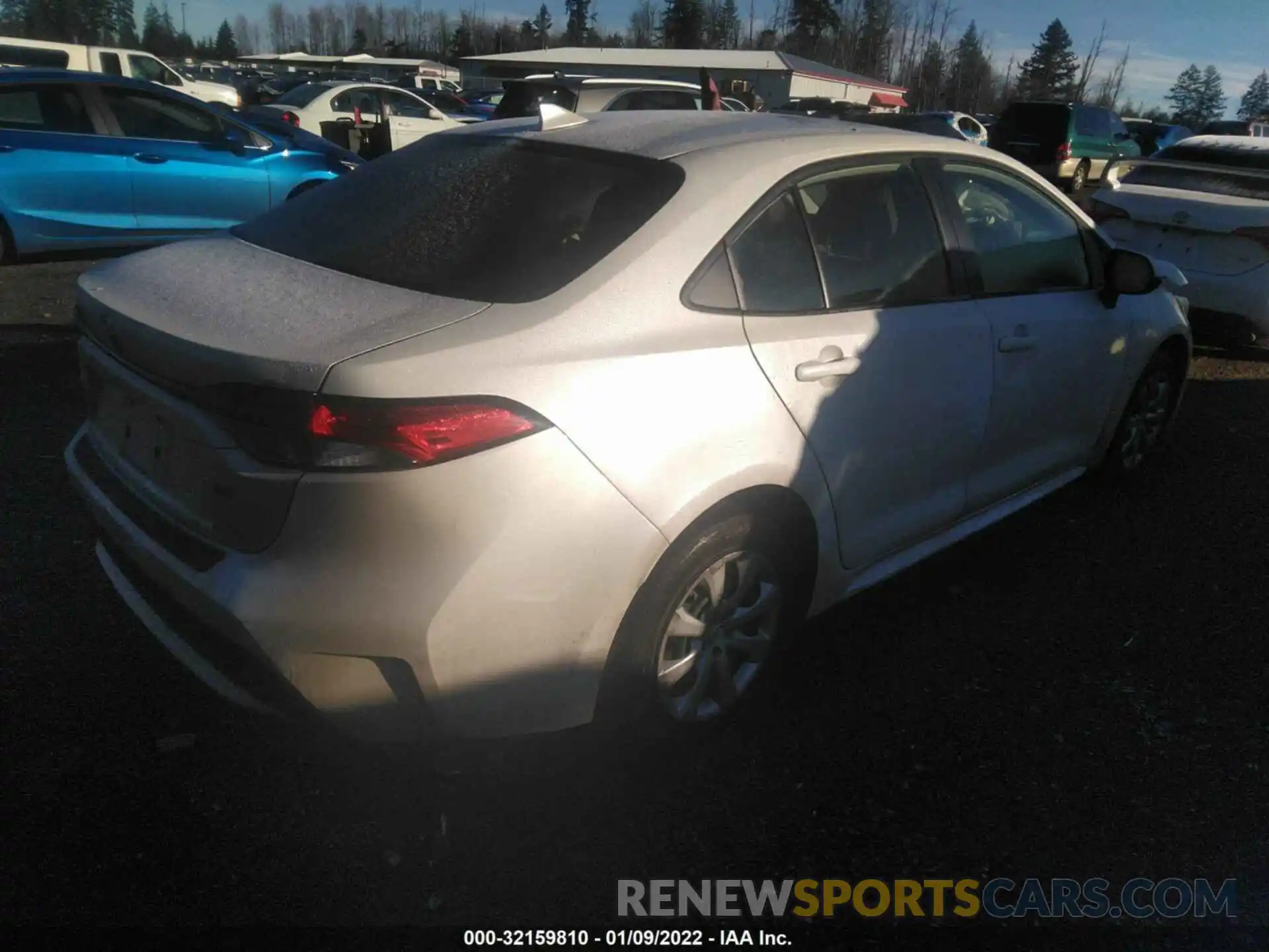 4 Photograph of a damaged car JTDEPRAE6LJ064011 TOYOTA COROLLA 2020