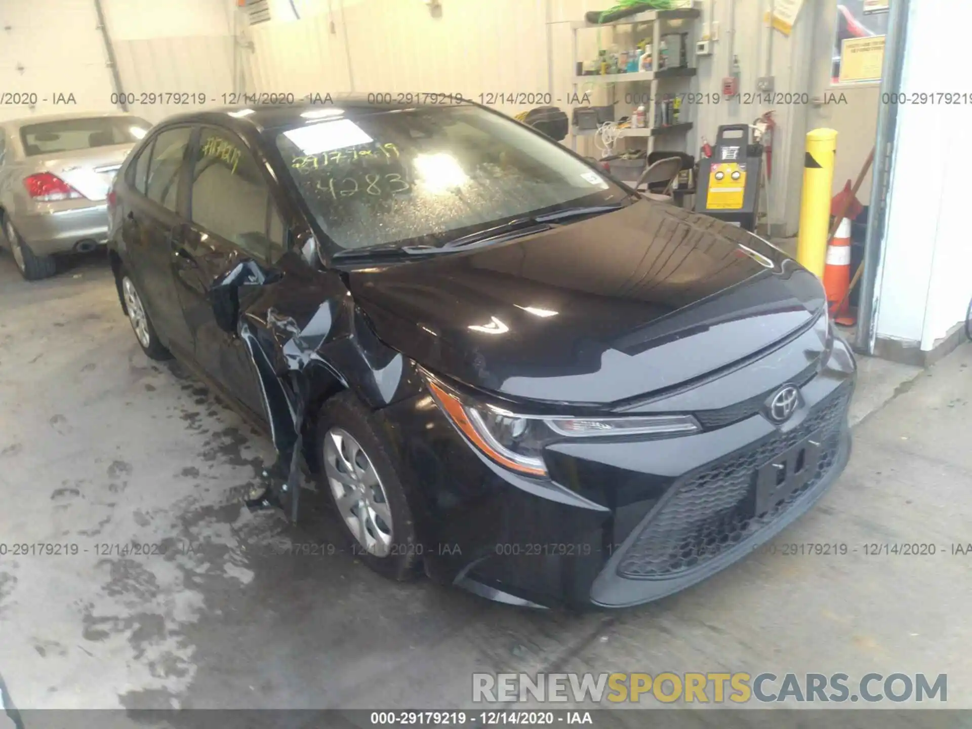 1 Photograph of a damaged car JTDEPRAE6LJ064283 TOYOTA COROLLA 2020