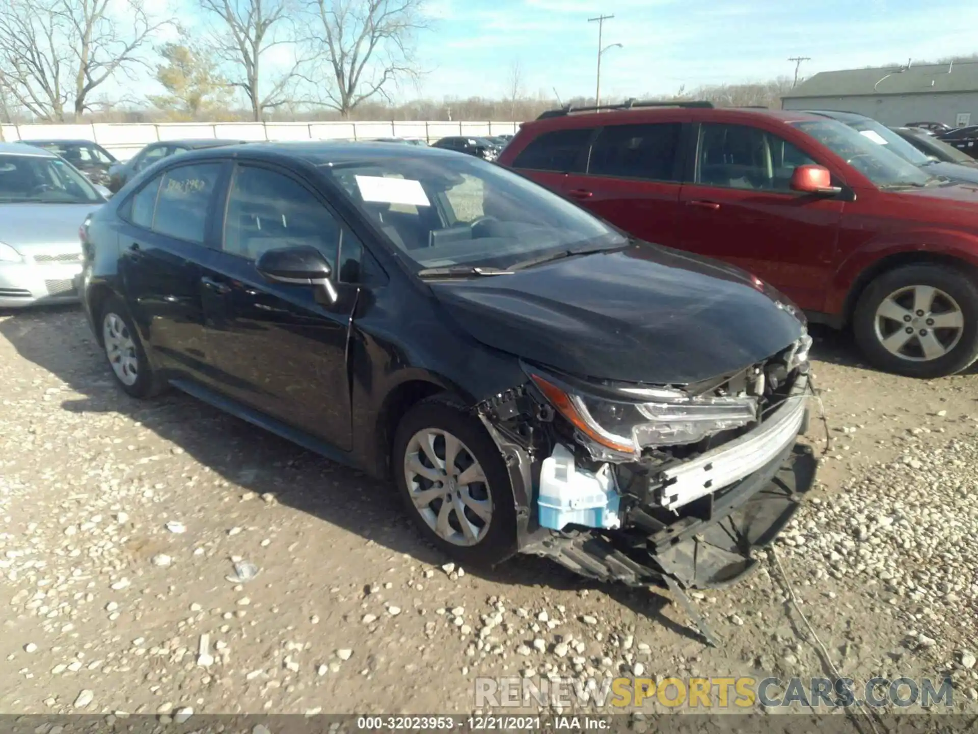 1 Photograph of a damaged car JTDEPRAE6LJ064672 TOYOTA COROLLA 2020