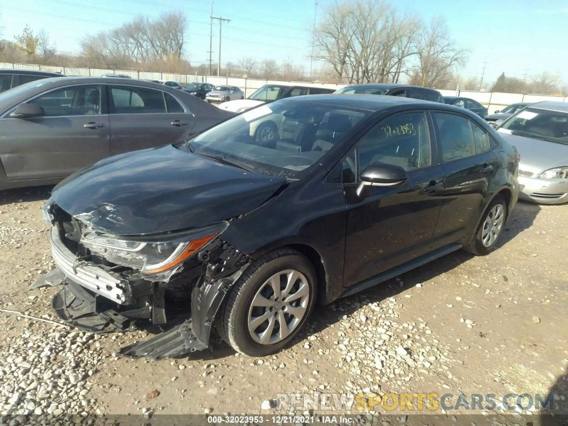 2 Photograph of a damaged car JTDEPRAE6LJ064672 TOYOTA COROLLA 2020