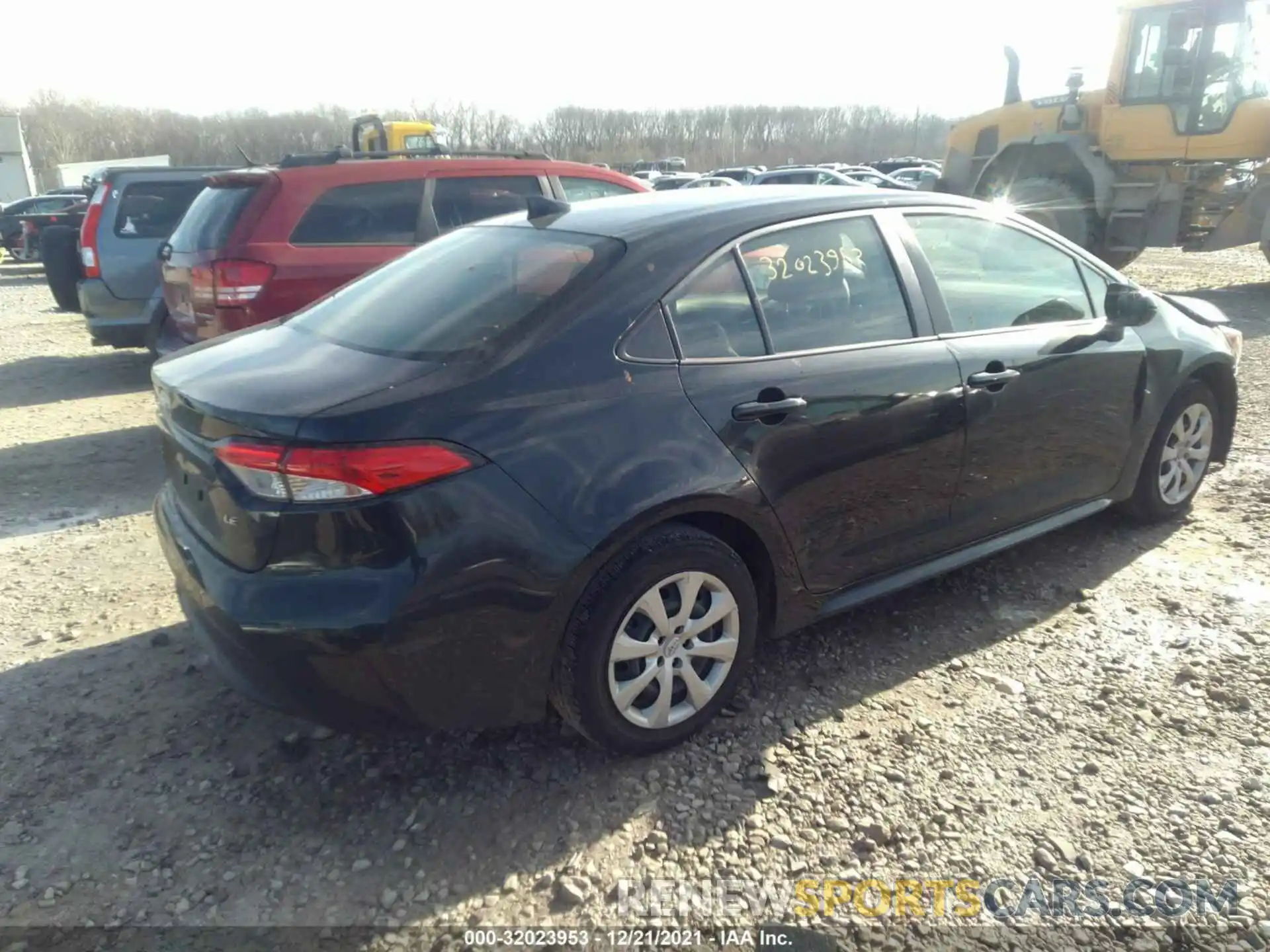 4 Photograph of a damaged car JTDEPRAE6LJ064672 TOYOTA COROLLA 2020