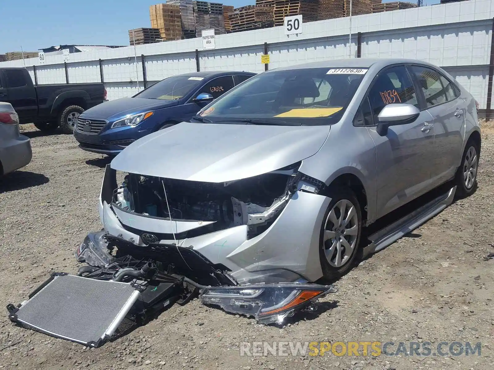 2 Photograph of a damaged car JTDEPRAE6LJ064848 TOYOTA COROLLA 2020