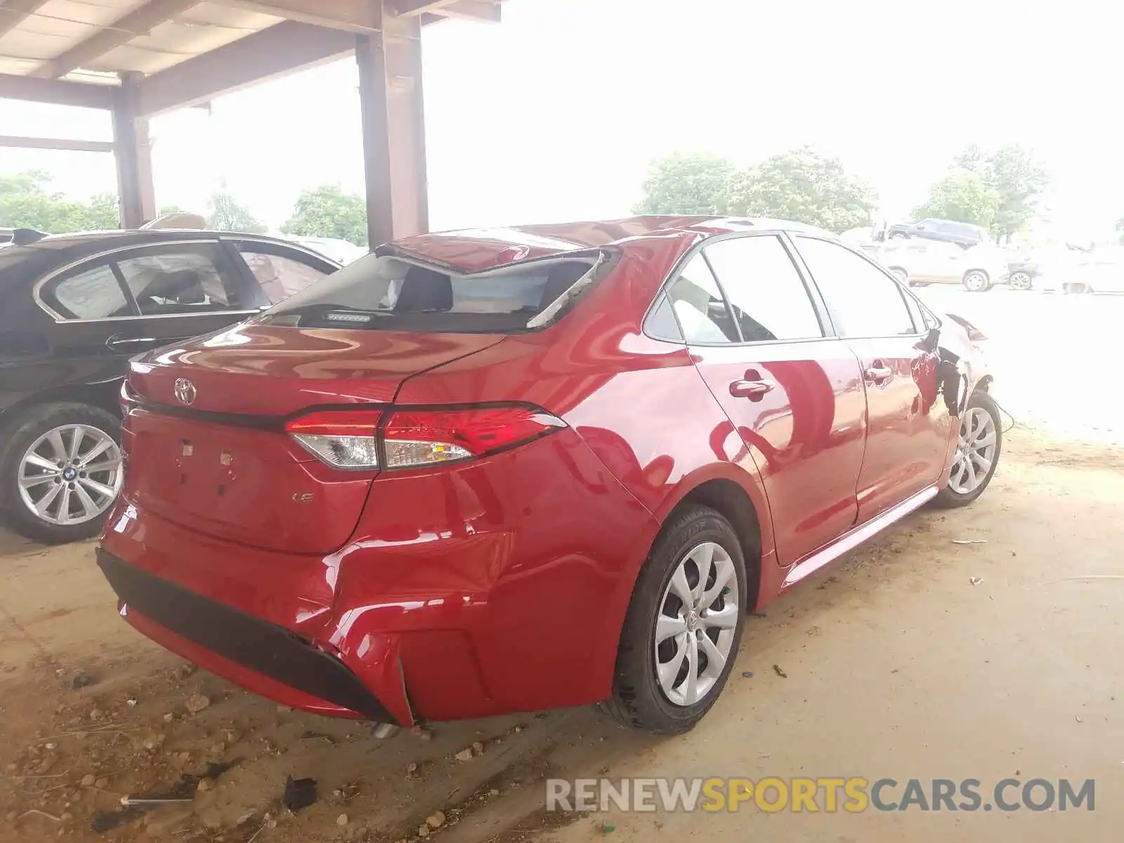 4 Photograph of a damaged car JTDEPRAE6LJ065255 TOYOTA COROLLA 2020