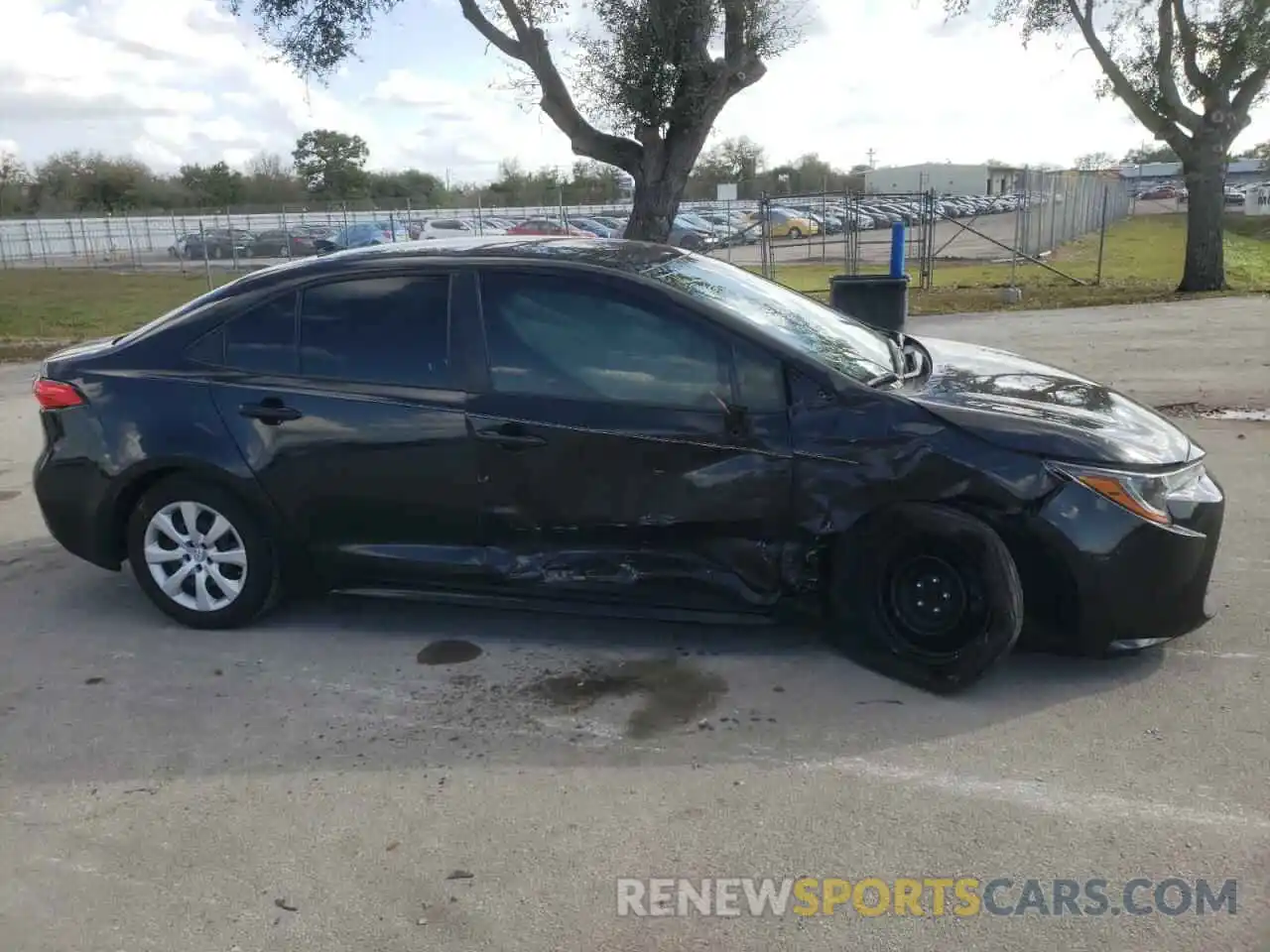 9 Photograph of a damaged car JTDEPRAE6LJ066227 TOYOTA COROLLA 2020