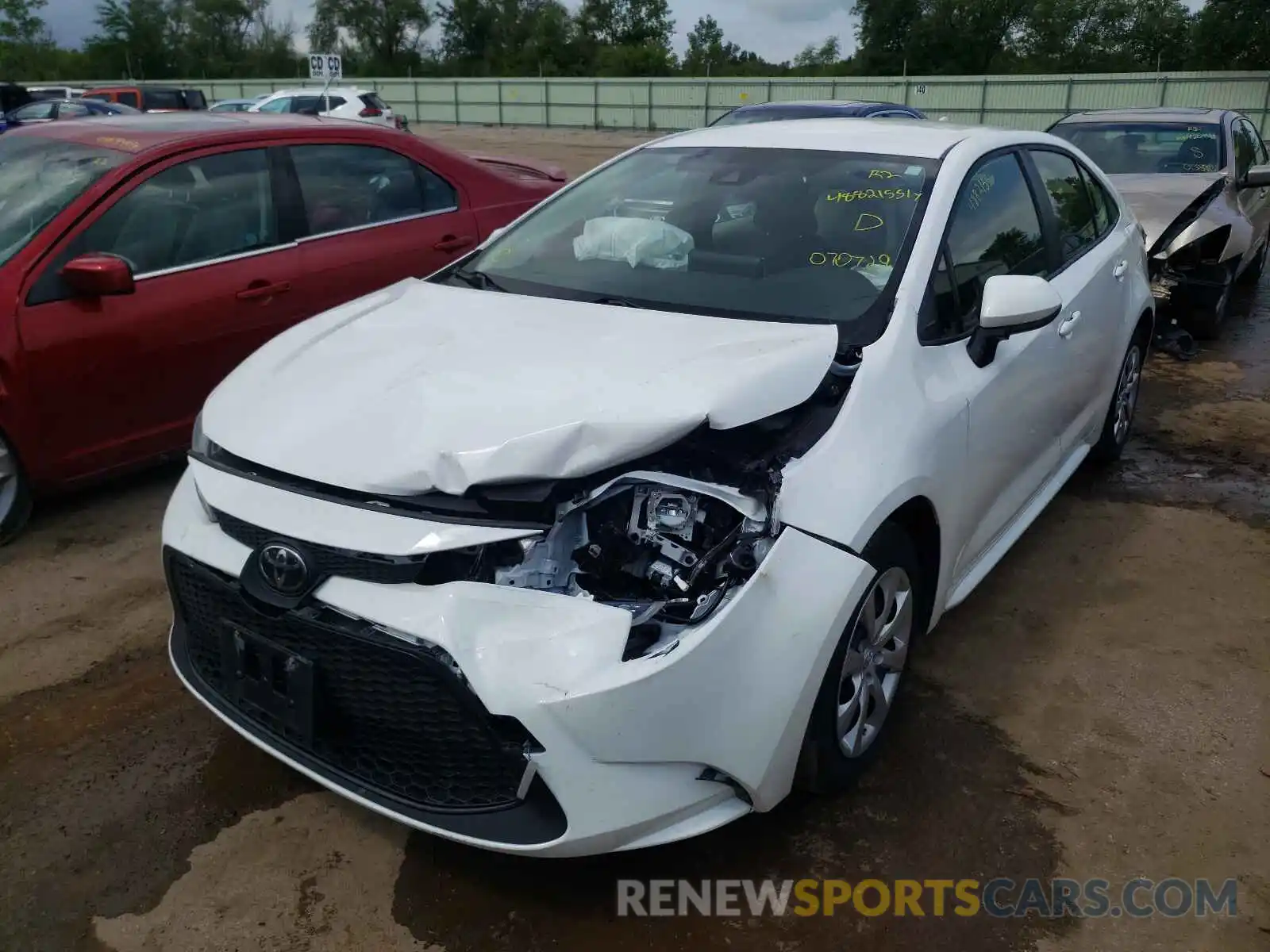 2 Photograph of a damaged car JTDEPRAE6LJ070729 TOYOTA COROLLA 2020