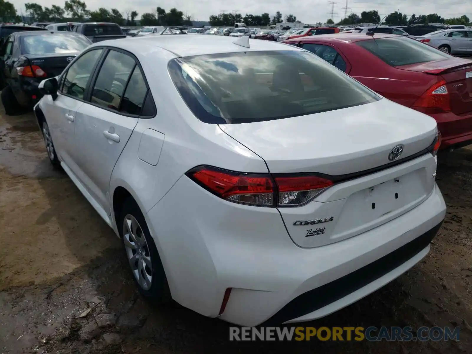 3 Photograph of a damaged car JTDEPRAE6LJ070729 TOYOTA COROLLA 2020