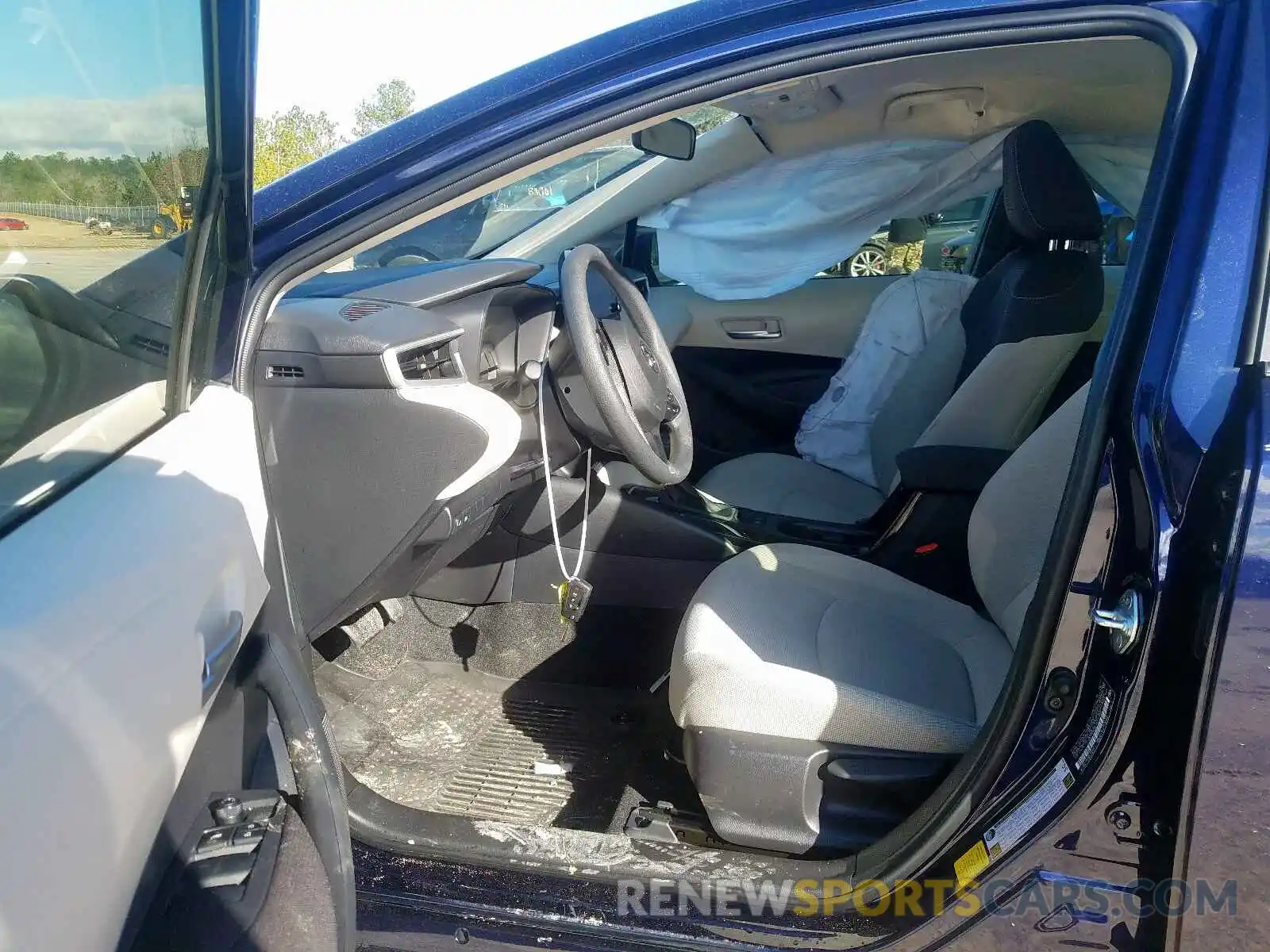 5 Photograph of a damaged car JTDEPRAE6LJ075042 TOYOTA COROLLA 2020