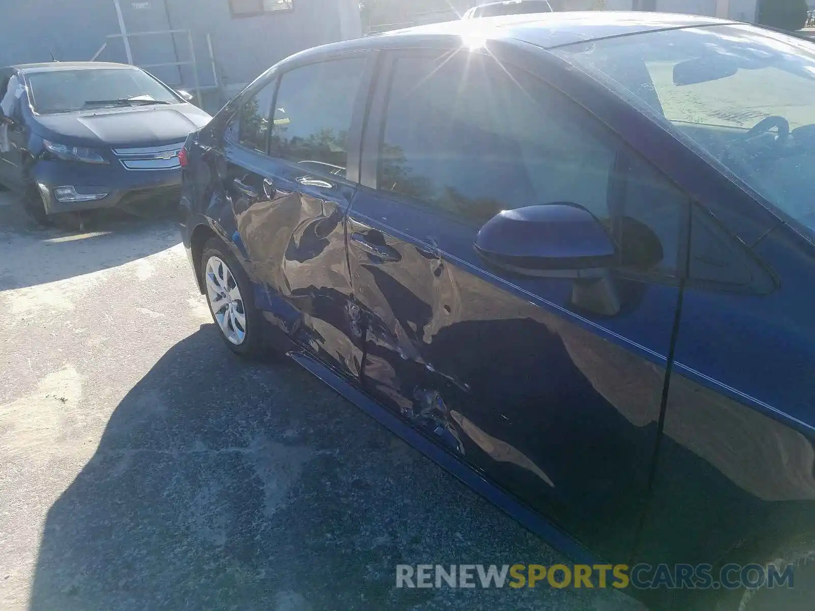 9 Photograph of a damaged car JTDEPRAE6LJ075042 TOYOTA COROLLA 2020