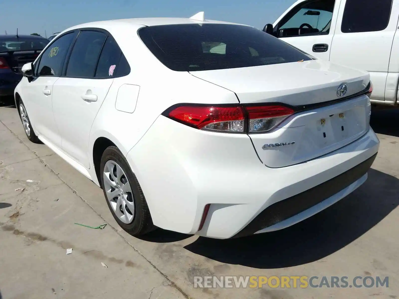 3 Photograph of a damaged car JTDEPRAE6LJ079401 TOYOTA COROLLA 2020