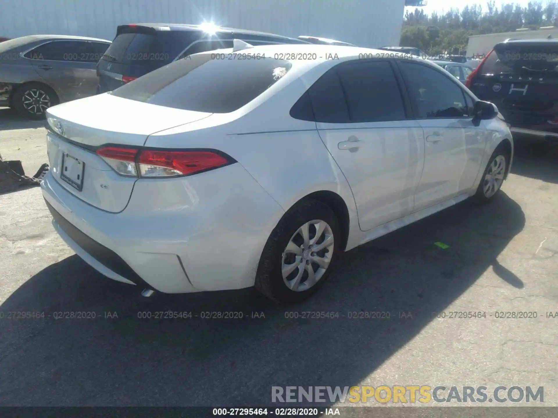 4 Photograph of a damaged car JTDEPRAE6LJ082363 TOYOTA COROLLA 2020