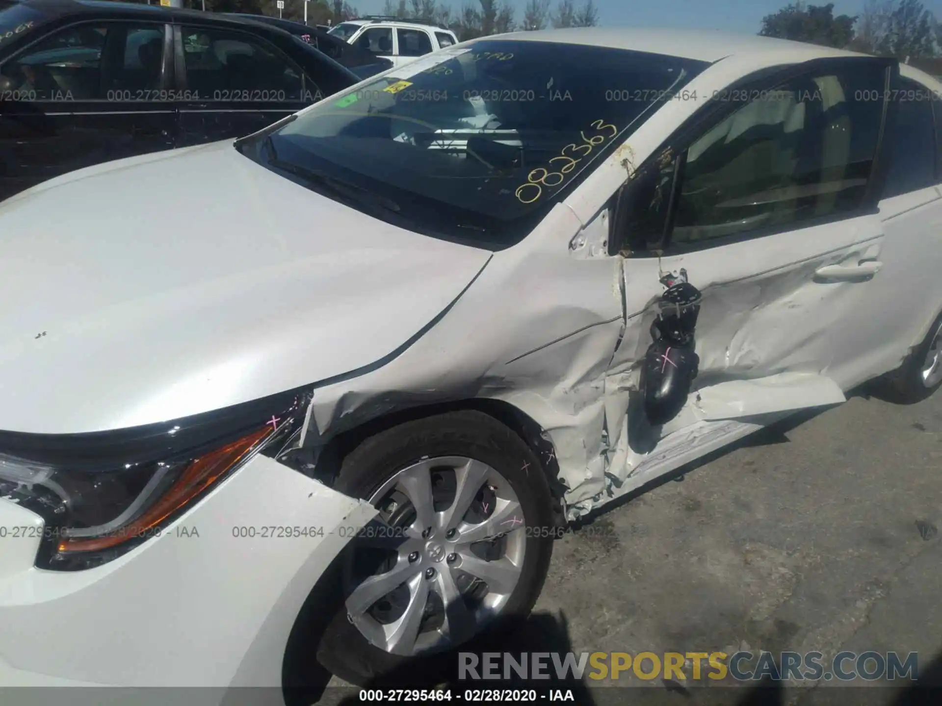 6 Photograph of a damaged car JTDEPRAE6LJ082363 TOYOTA COROLLA 2020