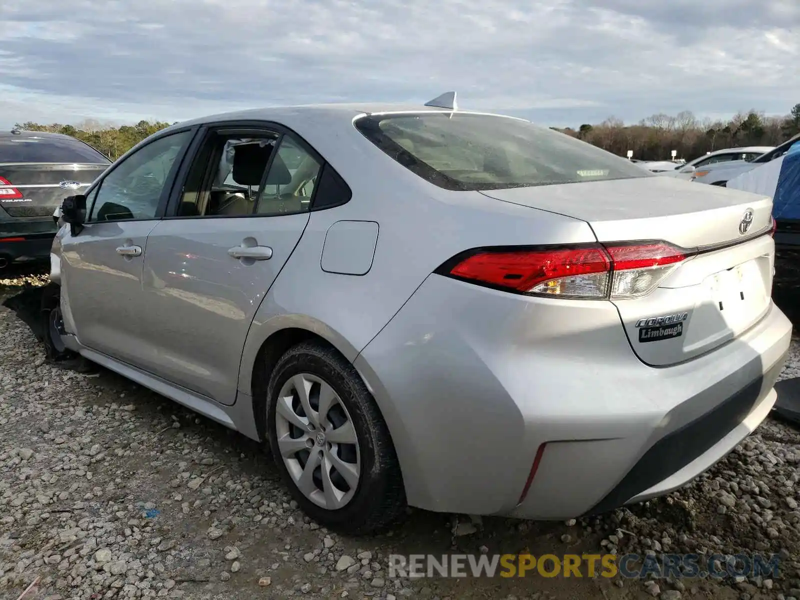 3 Photograph of a damaged car JTDEPRAE6LJ083030 TOYOTA COROLLA 2020