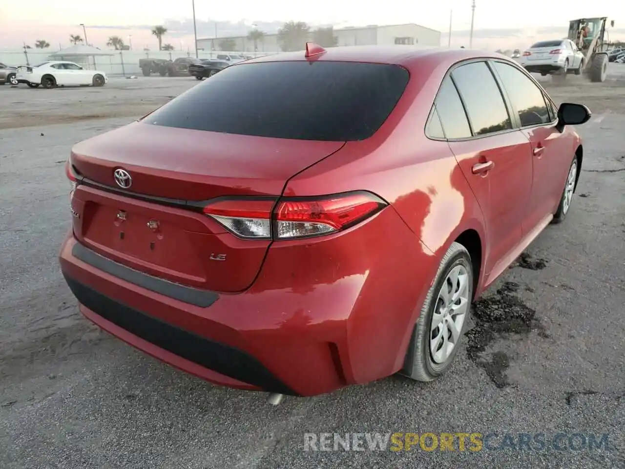 4 Photograph of a damaged car JTDEPRAE6LJ083111 TOYOTA COROLLA 2020