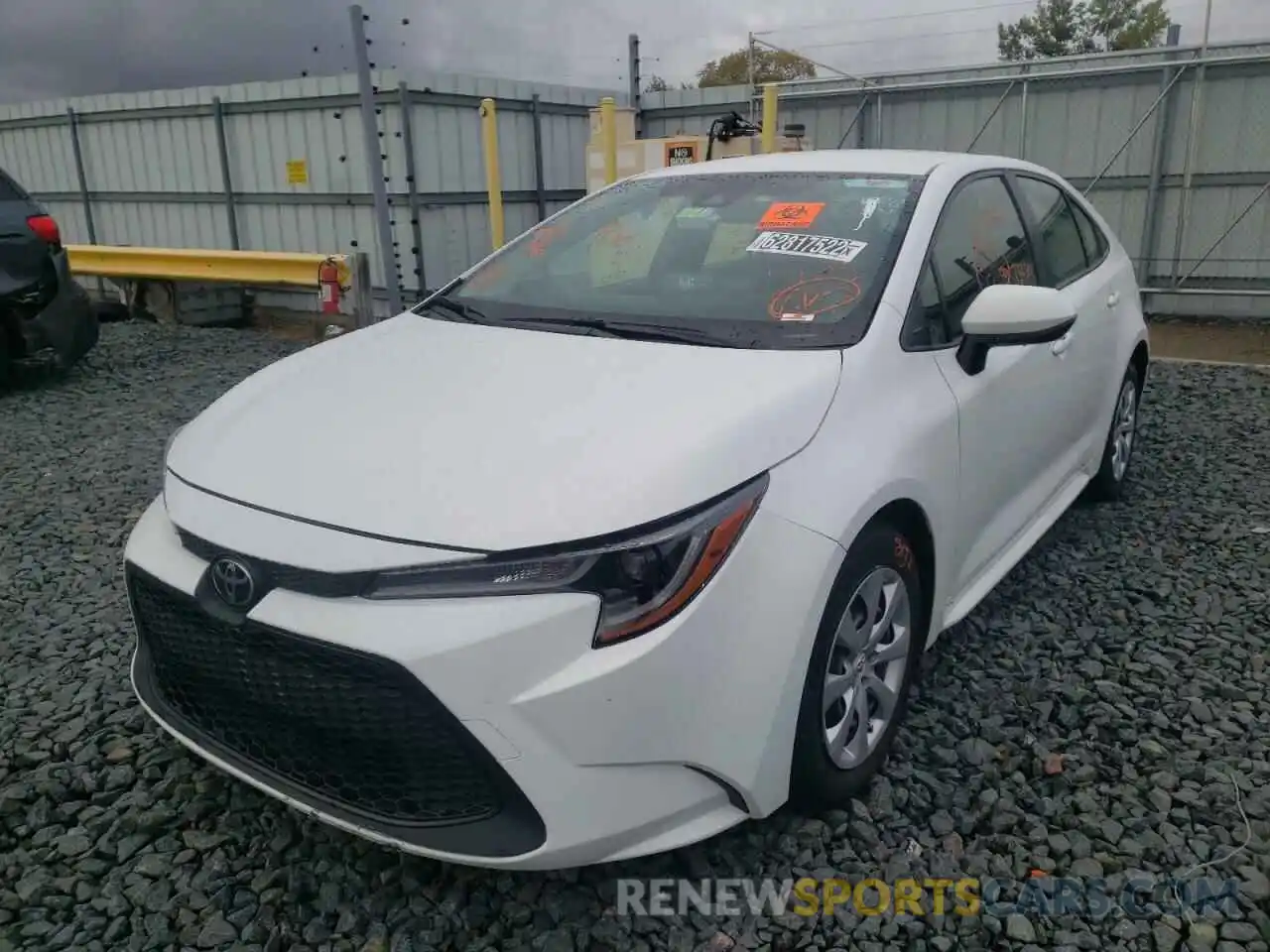 2 Photograph of a damaged car JTDEPRAE6LJ083304 TOYOTA COROLLA 2020