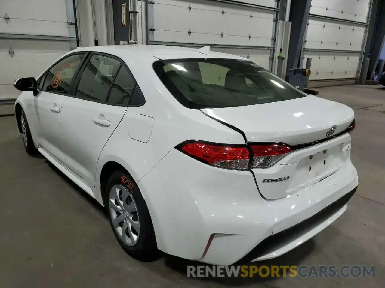 3 Photograph of a damaged car JTDEPRAE6LJ083304 TOYOTA COROLLA 2020