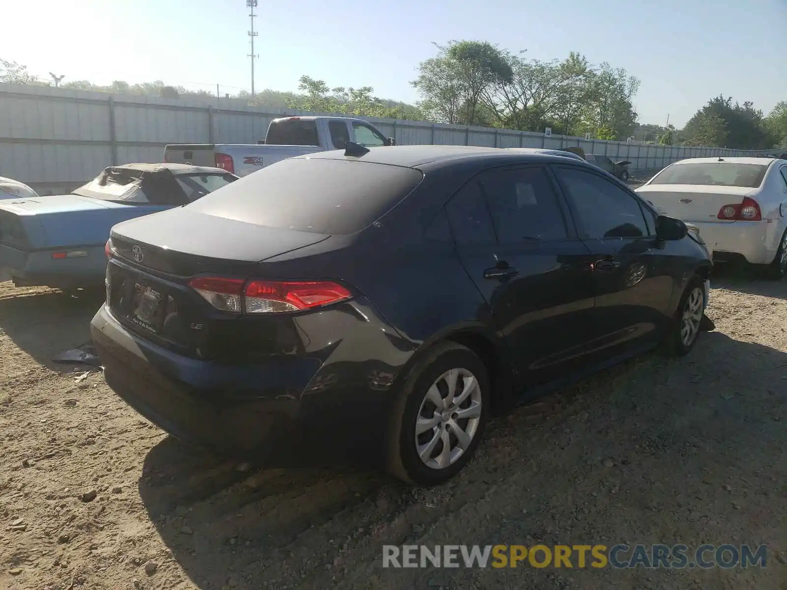 4 Photograph of a damaged car JTDEPRAE6LJ083352 TOYOTA COROLLA 2020