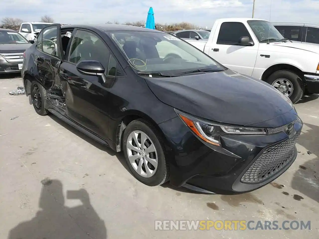 1 Photograph of a damaged car JTDEPRAE6LJ083481 TOYOTA COROLLA 2020