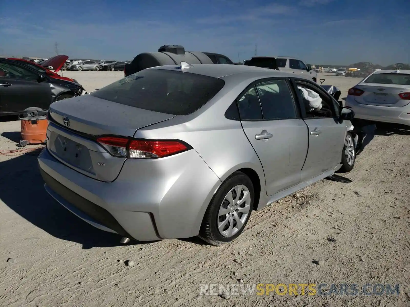 4 Photograph of a damaged car JTDEPRAE6LJ084890 TOYOTA COROLLA 2020