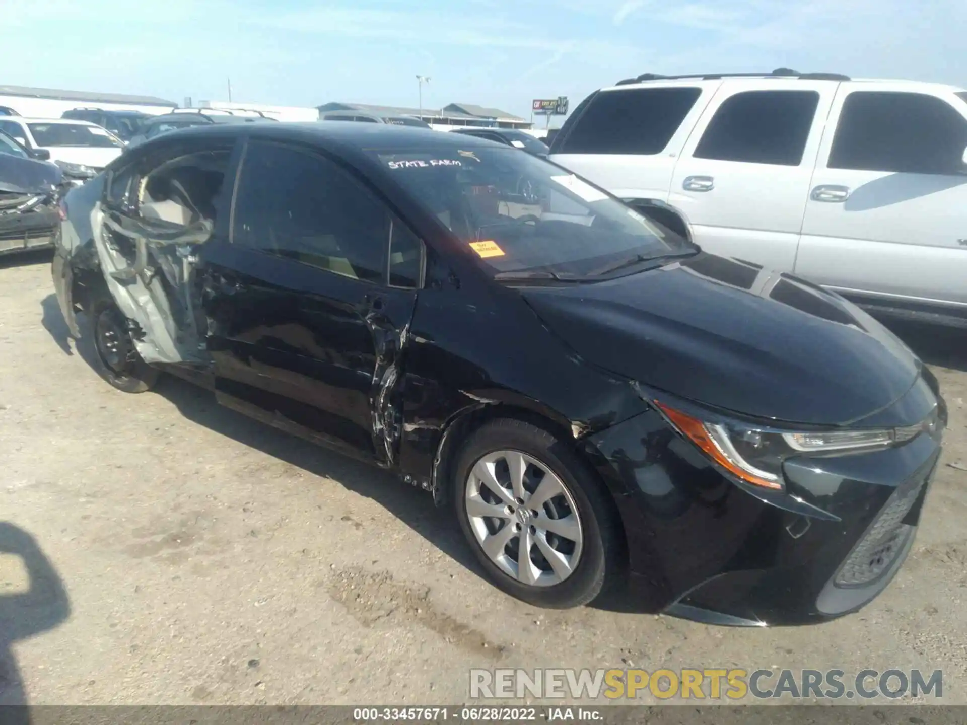 1 Photograph of a damaged car JTDEPRAE6LJ085103 TOYOTA COROLLA 2020