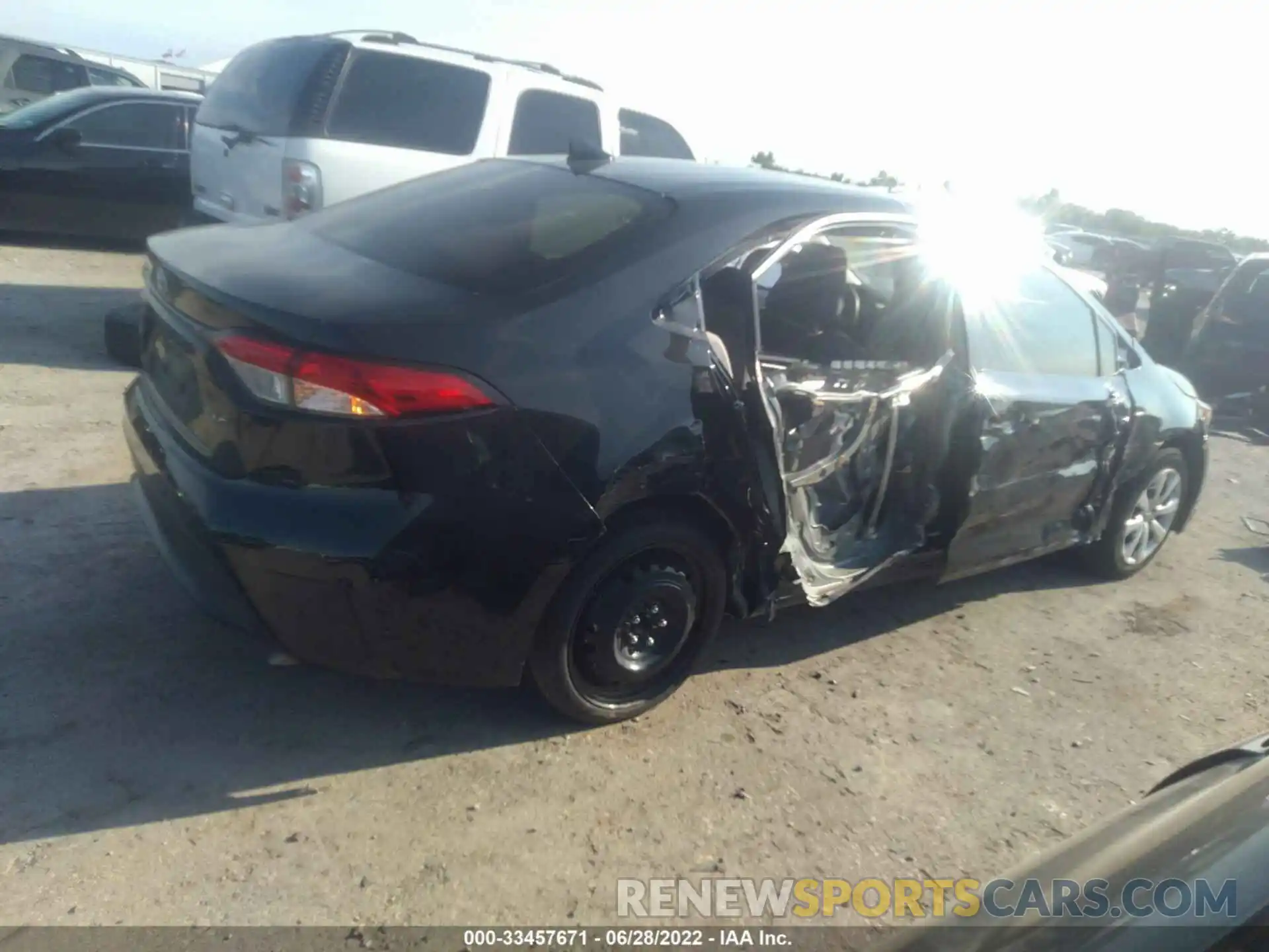 4 Photograph of a damaged car JTDEPRAE6LJ085103 TOYOTA COROLLA 2020