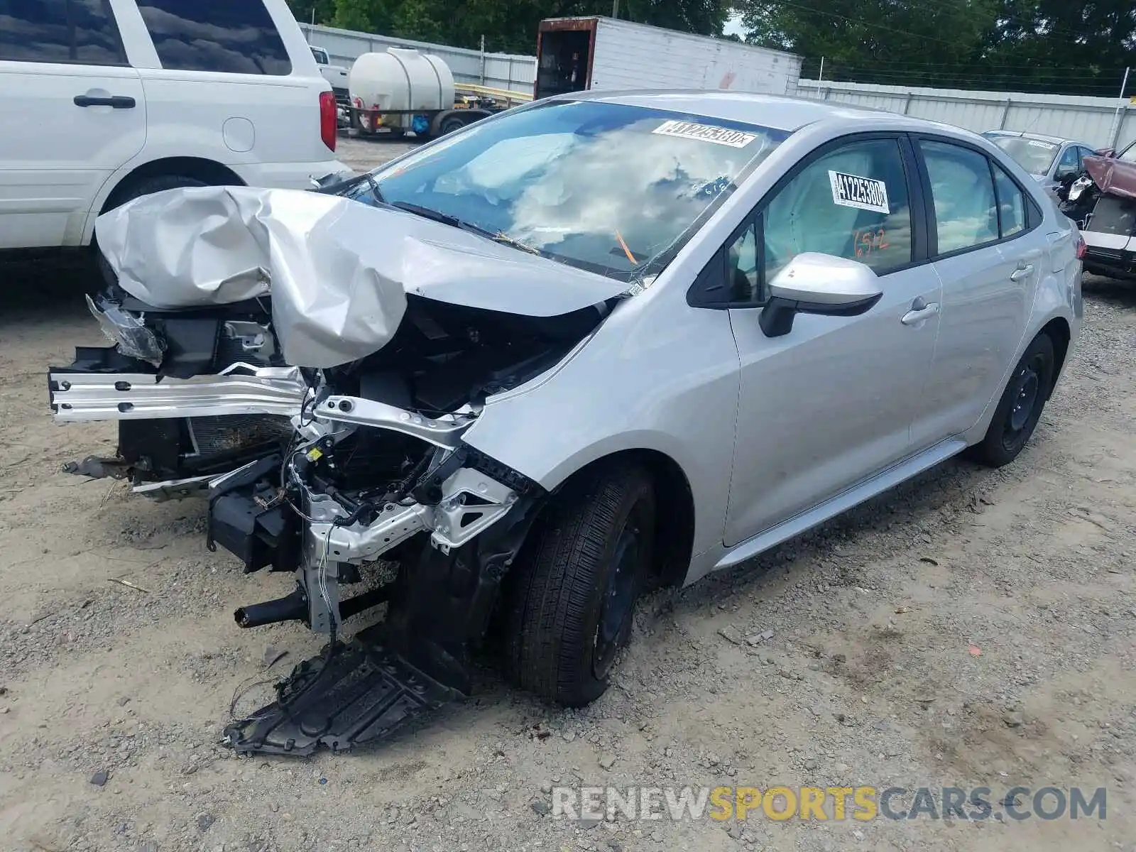 2 Photograph of a damaged car JTDEPRAE6LJ085246 TOYOTA COROLLA 2020