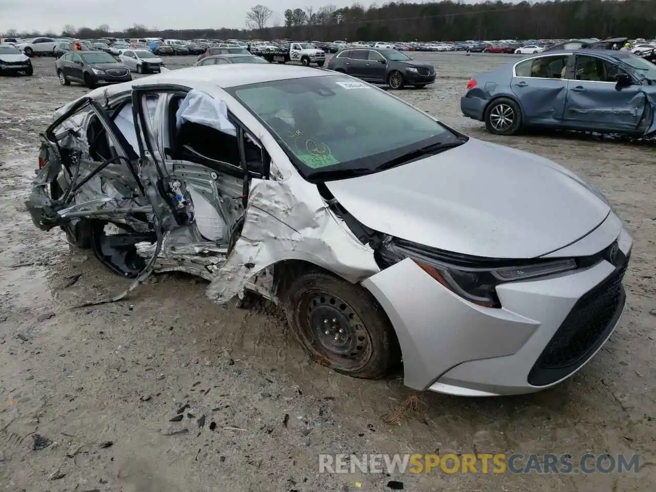 1 Photograph of a damaged car JTDEPRAE6LJ087000 TOYOTA COROLLA 2020