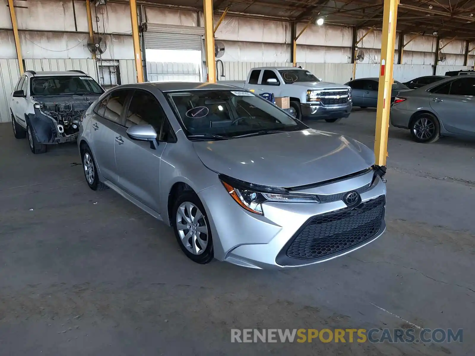 1 Photograph of a damaged car JTDEPRAE6LJ087031 TOYOTA COROLLA 2020