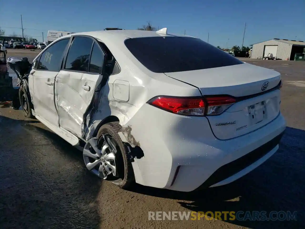 3 Photograph of a damaged car JTDEPRAE6LJ088924 TOYOTA COROLLA 2020