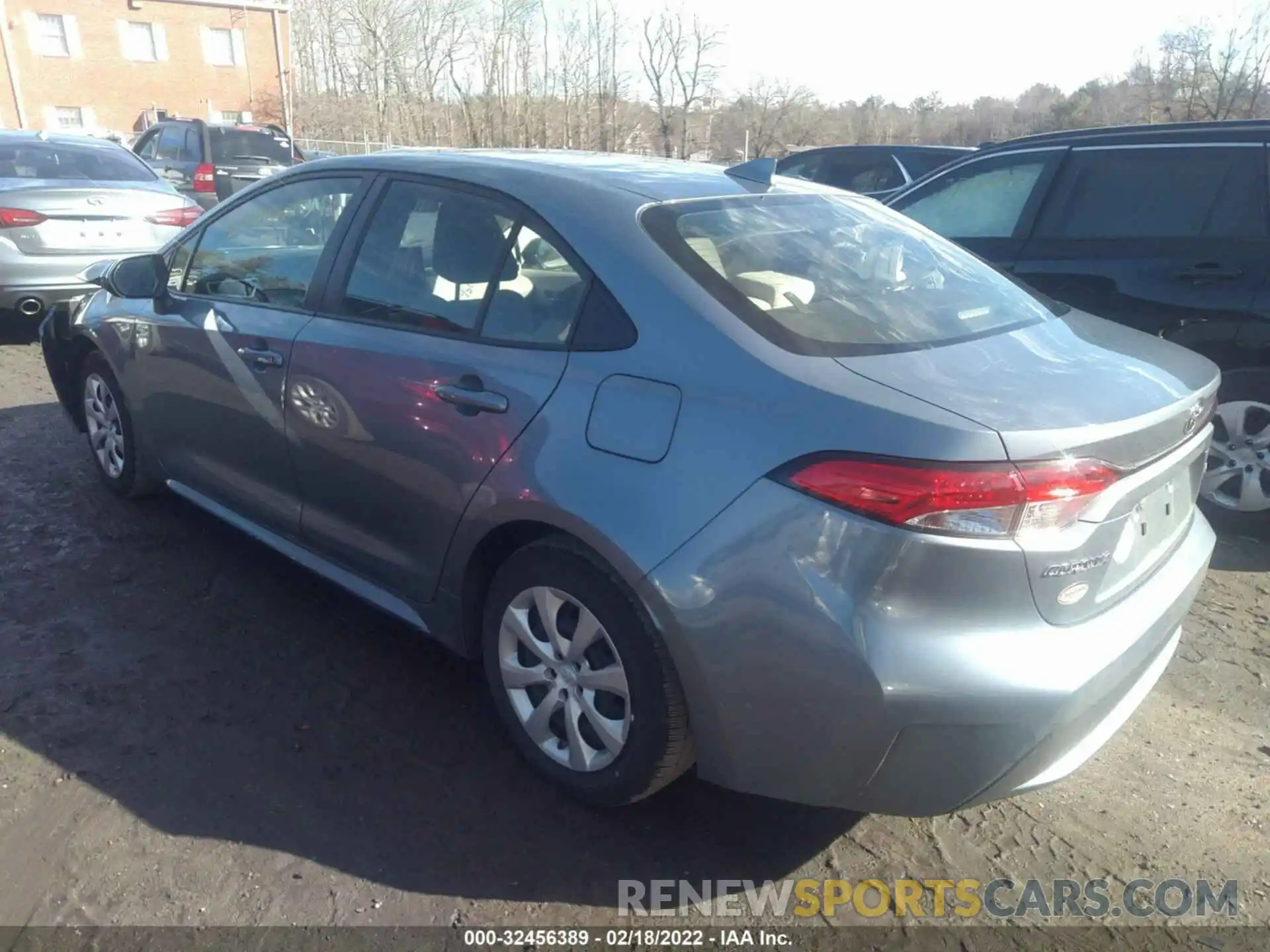 3 Photograph of a damaged car JTDEPRAE6LJ090639 TOYOTA COROLLA 2020