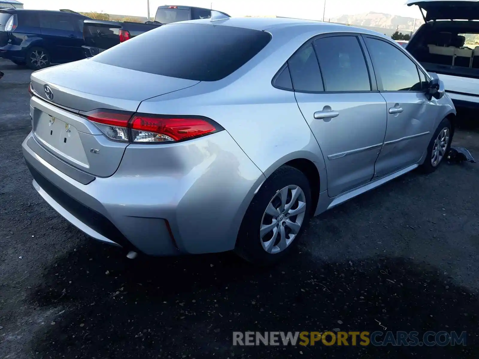 4 Photograph of a damaged car JTDEPRAE6LJ091449 TOYOTA COROLLA 2020