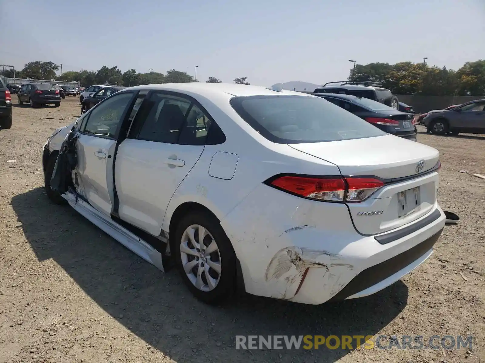 3 Photograph of a damaged car JTDEPRAE6LJ091631 TOYOTA COROLLA 2020