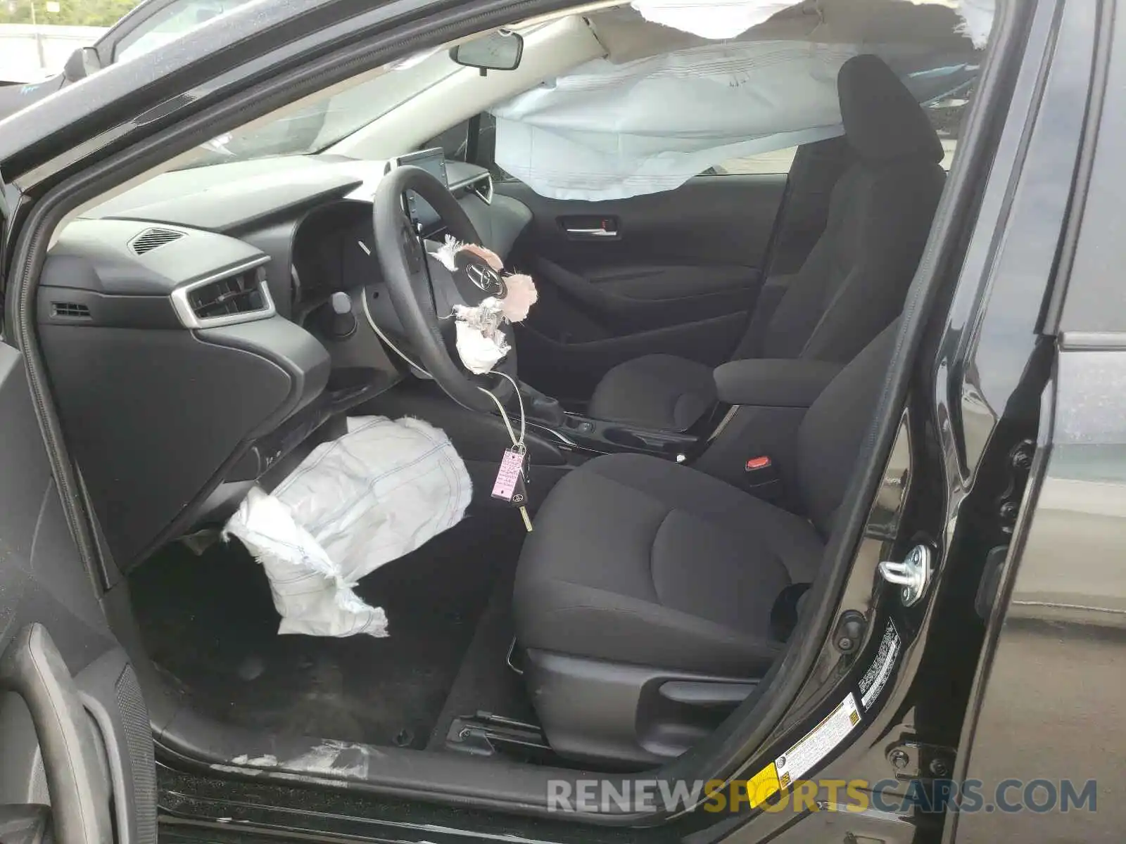 5 Photograph of a damaged car JTDEPRAE6LJ092181 TOYOTA COROLLA 2020