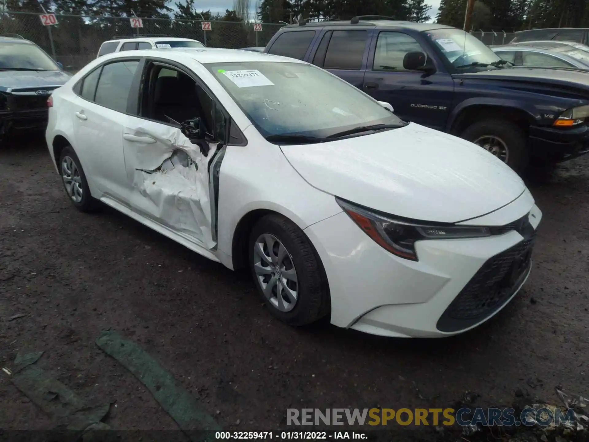 1 Photograph of a damaged car JTDEPRAE6LJ093492 TOYOTA COROLLA 2020